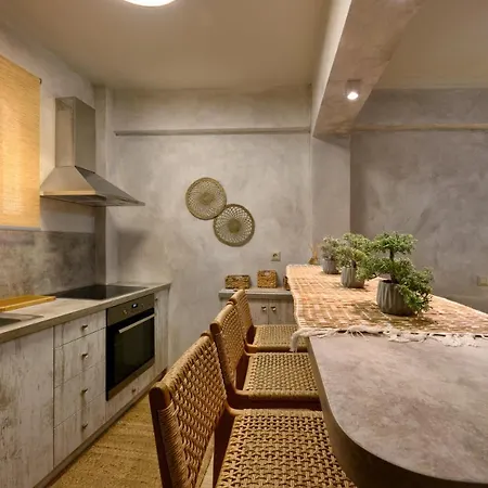 The In Town - With A Private Terrace *